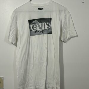 New- Levi white tee